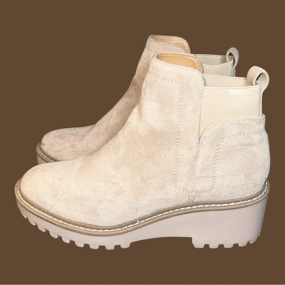 DV Dolce Vita Women's Rielle Ankle Rango Boot size 8.5 - Picture 3 of 12